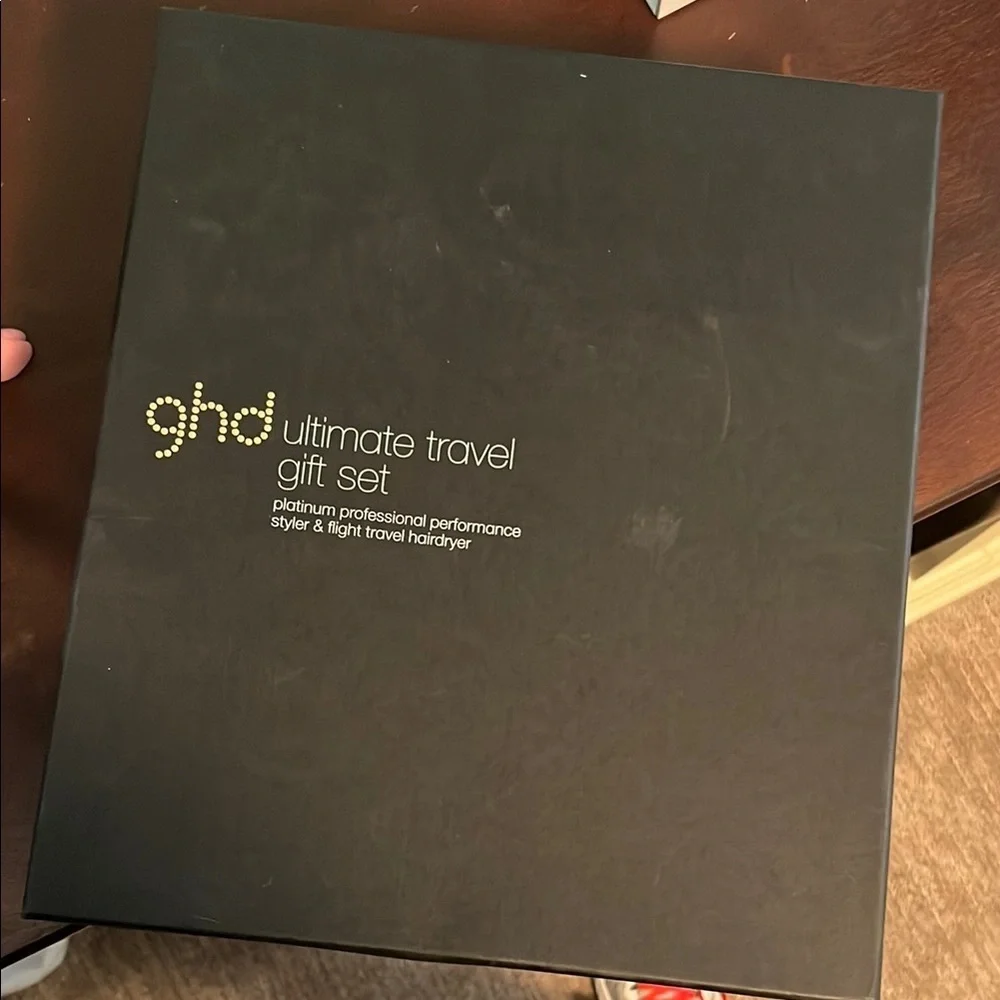 NEW GHD Platinum Ultimate Travel Gift Set